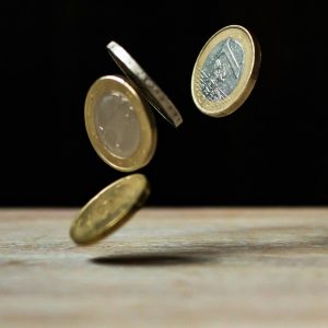 5 Expert Tips For Getting The Best Deal On Your Car Finance in 2024 Featured Image